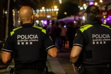 La justicia absuelve al Guardia Urbano que hirió de un disparo a un indigente en Barcelona