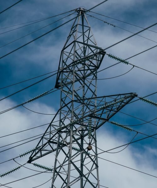 La CNMC da luz verde a Red Eléctrica para hacer cambios en el sistema eléctrico para eliminar el riesgo de otro apagón