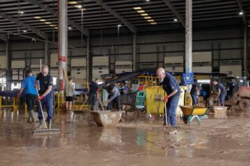 El 85% de las empresas industriales de la zona cero de la dana y el 70% de las urbanas han recuperado su actividad