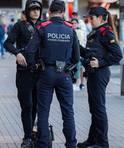 La pelea que acabó con un joven de 16 años muerto en Barcelona empezó por el intento de robo de un móvil