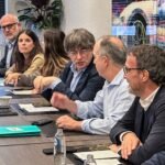 Alcaldes de Junts se reúnen el lunes con Puigdemont para redirigir el rumbo en inmigración, seguridad y pactos políticos