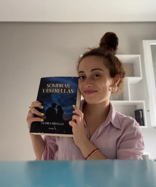 Sandra Hidalgo Veleda deslumbra con su debut literario: “Sombras y Estrellas”
