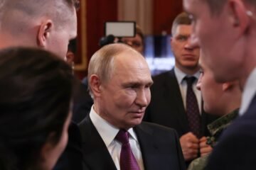 Una ruta aérea compleja y un desaire para Bruselas: la reunión entre Putin y Trump en Budapest pone en guardia a la UE