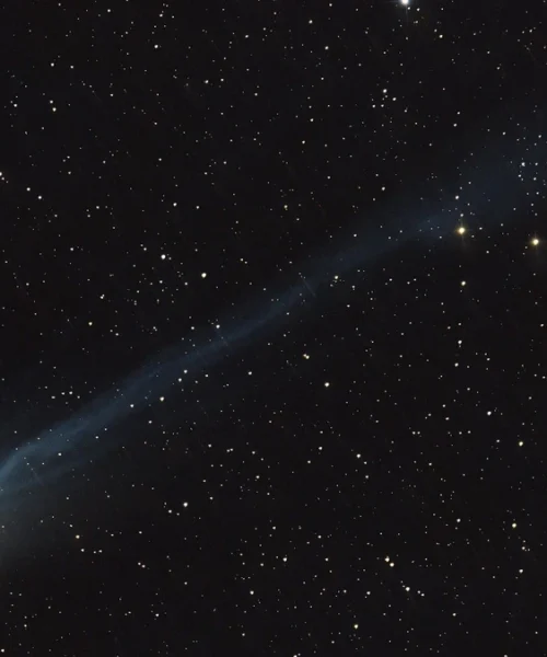El cometa 12P/Pons-Brooks emite señales de radio extrañas y lleva agua como la de la Tierra