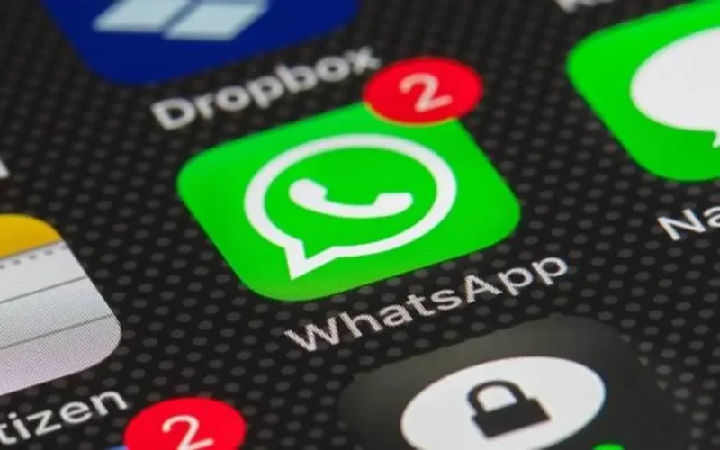 WhatsApp tiene 3.000 millones de usuarios y va a lanzar los nombres de usuario: puedes reservarlo, pero tendrás que correr