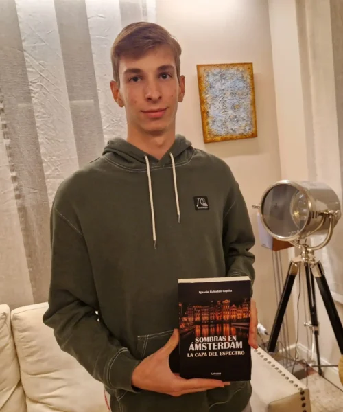 Ignacio Rabadán Capilla sorprende con “Sombras en Ámsterdam: La caza del Espectro”