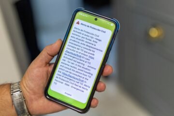 Protección Civil hará mañana una prueba de envío de alerta a móvil en Barcelona y su área