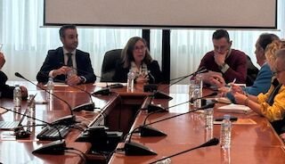 Morán aborda con OPAS y el sector porcino la situación de la peste porcina africana