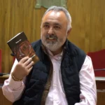 Héctor Aún presenta Tigre, el reloj despertador: una aventura juvenil que despierta emociones y solidaridad