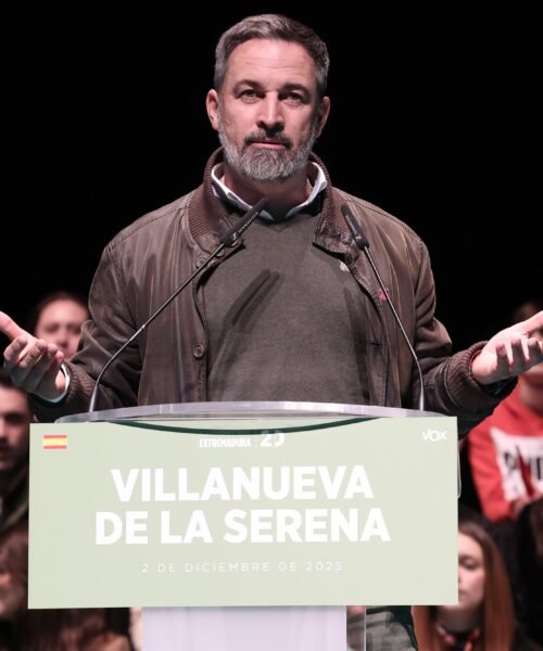 Abascal ordena a sus cargos públicos un ‘cordón sanitario’ al PSOE en el día de la Constitución