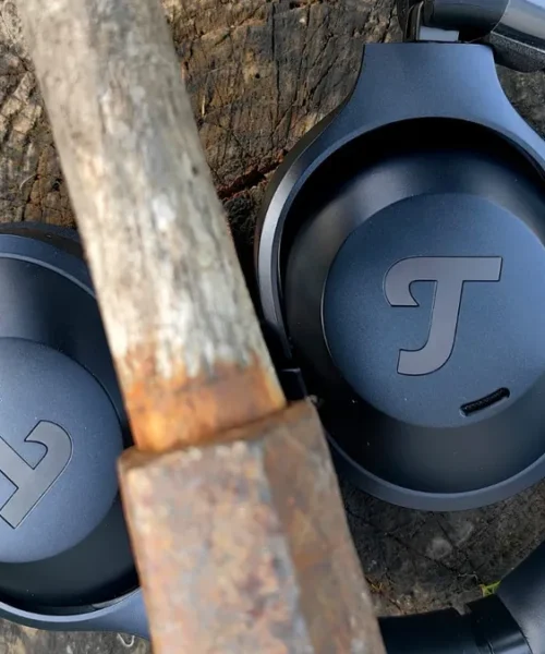 El gadget del sábado: Real Blue NC 3 sonido que corta por lo sano