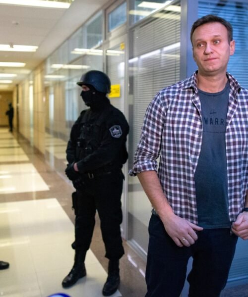 Cinco países europeos culpan al Gobierno ruso de envenenar y asesinar en prisión al opositor Navalni