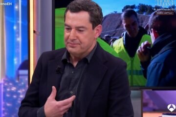 Juanma Moreno, un político que llora… en El Hormiguero: «He tenido que ir al psicólogo»