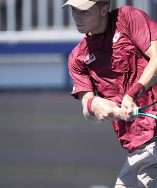 Martín Landaluce salva un punto de partido ante Korda y alcanza los cuartos de final en Miami