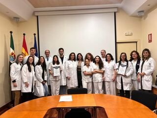 Farmacia Universitario de Badajoz logra certificado excelencia atención pacientes externos
