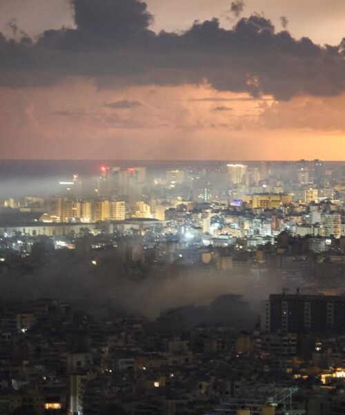 Última hora del ataque de Estados Unidos e Israel contra Irán, en directo | Irán niega un acuerdo con Trump y advierte de que el petróleo seguirá alto