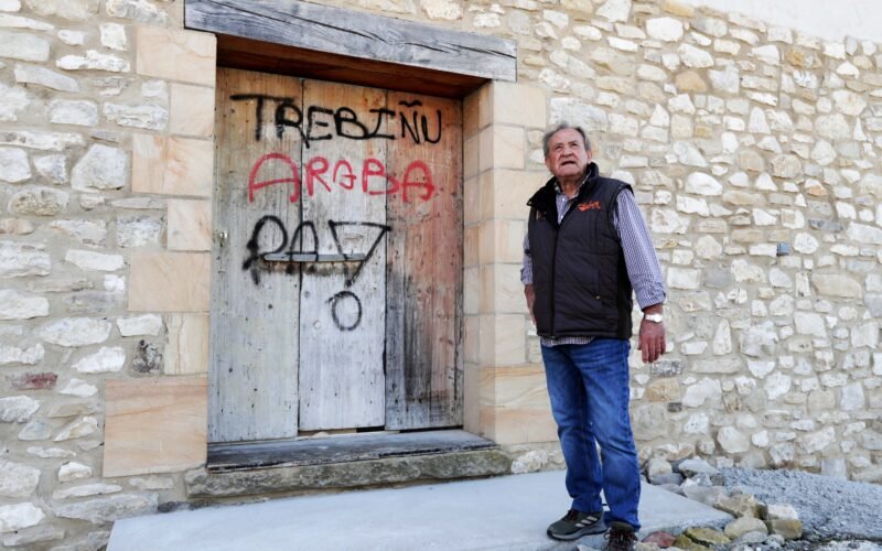 El limbo vasco del islote castellano de Treviño: “Yo soy de Vitoria, solo tienes que mirar el mapa y ver dónde está el condado”