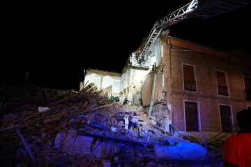 Una mujer muerta, otra aprapada y dos heridos en un derrumbe en Siete Iglesias (Valladolid)