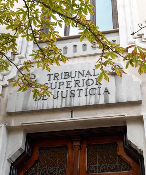 La justicia obliga a la Seguridad Social a reconocer la antigüedad de un policía con efecto retroactivo