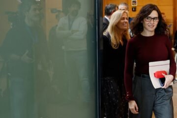 Ayuso viaja a Nueva York en medio de las tensiones entre Trump y Sanchez