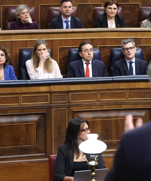 Última hora de la actualidad política, en directo | Sánchez se centra en Irán y enfría los Presupuestos: “Estamos ante una de las crisis más graves de mi mandato”