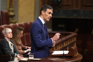 Última hora de la actualidad política, en directo | Sánchez: “Aznar nos arrastró a la guerra de Irak, es importante no cometer el mismo error”