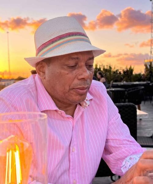 Ramón Antonio Glass Santana presenta una guía imprescindible para comprender los desafíos globales del siglo XXI
