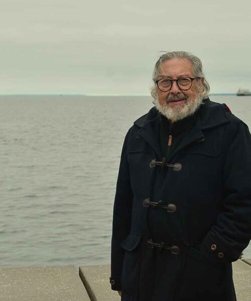 Fernando Díaz Herrera rescata la memoria obrera en “Zapateros hilvanando la dignidad”