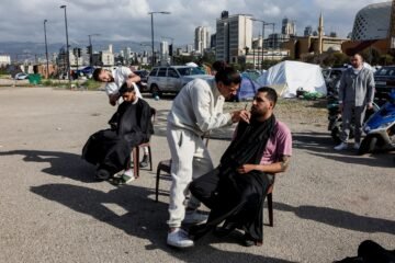 Última hora del ataque de Estados Unidos e Israel contra Irán, en directo | Emiratos Árabes Unidos cierra su espacio aéreo ante una nueva ola de ataques iraníes