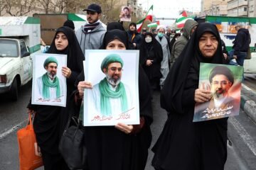 Última hora del ataque de EE UU e Israel contra Irán, en directo | EE UU ofrece nueve millones por información del líder de Irán y envía más buques y marines a la zona