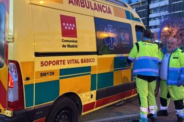 La policía detiene a una madre y su hijo por pegar y arrancar un trozo de oreja a un profesor en Alcoi