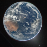 Un retrato de la Tierra para la historia: la impresionante foto tomada por el comandante de Artemisa 2