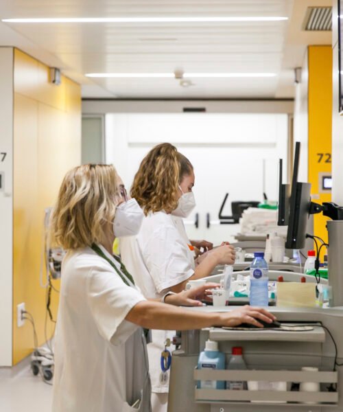 Una terapia CAR-T ‘borra’ tres enfermedades autoinmunes en una paciente alemana que necesitaba transfusiones diarias