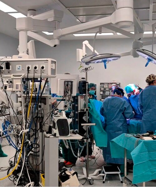 El ‘Maratón’ del equipo de cirugía cardiaca pediátrica del Hospital 12 de Octubre de Madrid: intervienen a tres bebés en distintas ciudades en 24h