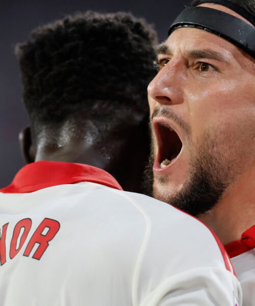 Un Atlético que piensa en Champions cae ante un Sevilla que sale del descenso