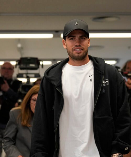 Alcaraz se retira del Godó: «Es una lesión más seria de lo que esperábamos»