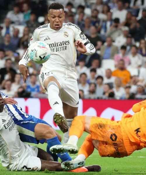 Mbappé y Vinicius marcan para la redención en la ajustada victoria del Madrid ante el Alavés