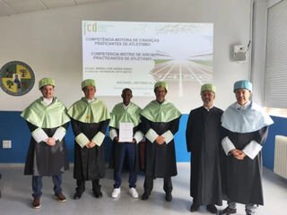 UEx acoge defensa de tesis doctoral internacional sobre competencia motriz en la infancia