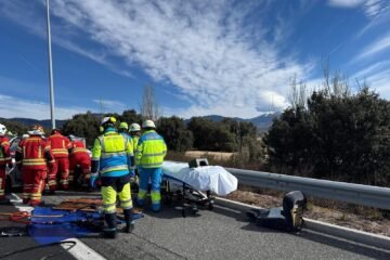 Cinco heridos, dos de ellos de gravedad, en un accidente de tráfico en Guadarrama