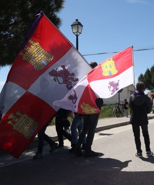 Castilla y León pagará 1,4 millones a músicos “de fuera” para celebrar el Día de la Comunidad: “Es celebrar lo propio sin contar con lo propio”