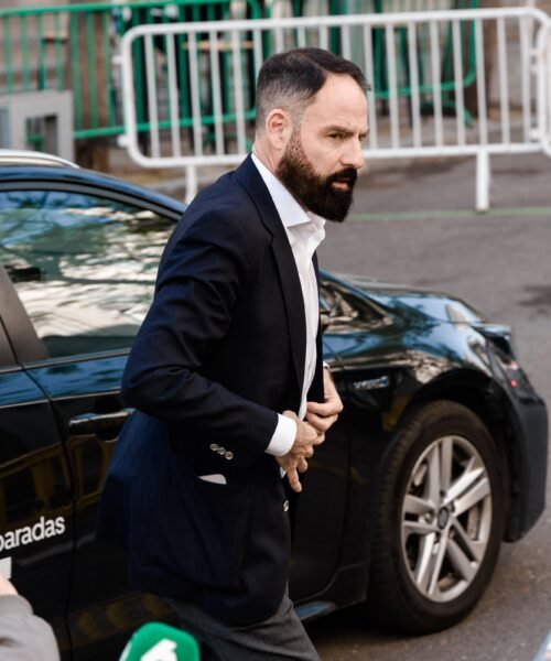 Primer juicio contra Ábalos, Koldo y Aldama por la trama de las mascarillas, en directo | El exgerente del PSOE: “No existen billetes de 500 o 200 euros entregados por el PSOE”