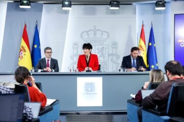 El Gobierno aprueba la regularización extraordinaria de inmigrantes: “Es uno de los grandes hitos de esta legislatura”