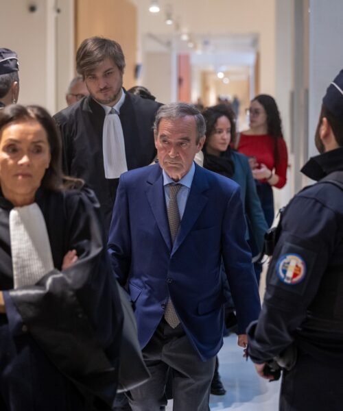 Francia condena a la cementera Lafarge y a su ex consejero delegado por financiar a grupos yihadistas como el ISIS