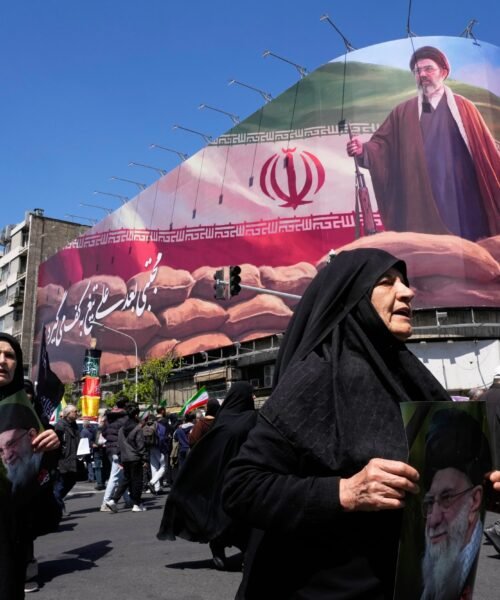 ¿Quién manda en Irán? El líder supremo sigue en paradero desconocido pero el régimen no da signos de vacío de poder