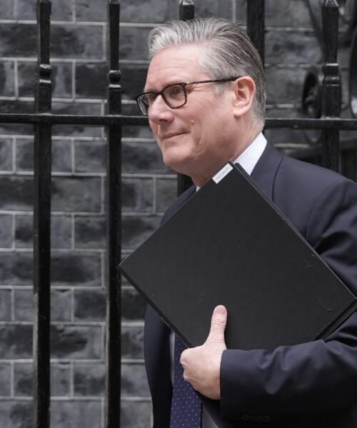 Starmer elude su responsabilidad y asegura que se le ocultó “deliberadamente” el veto interno al nombramiento de Mandelson