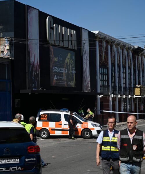 La Fiscalía pide penas de hasta ocho años y medio de prisión para los siete investigados por el incendio de las discotecas de Murcia