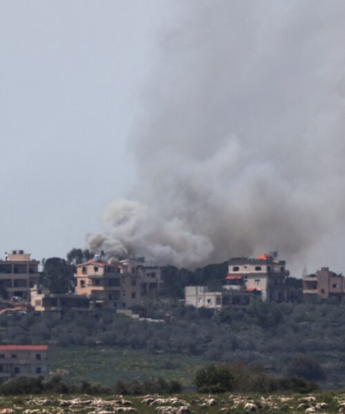 Israel y Líbano negocian a alto nivel por primera vez en décadas con el desarme de Hezbolá y la tregua como telón de fondo