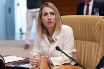 El PP y Vox se reúnen de nuevo para intentar cerrar el acuerdo en Extremadura