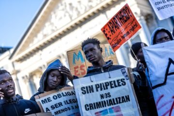 Guía práctica para la regularización: requisitos, papeleo y ventanillas