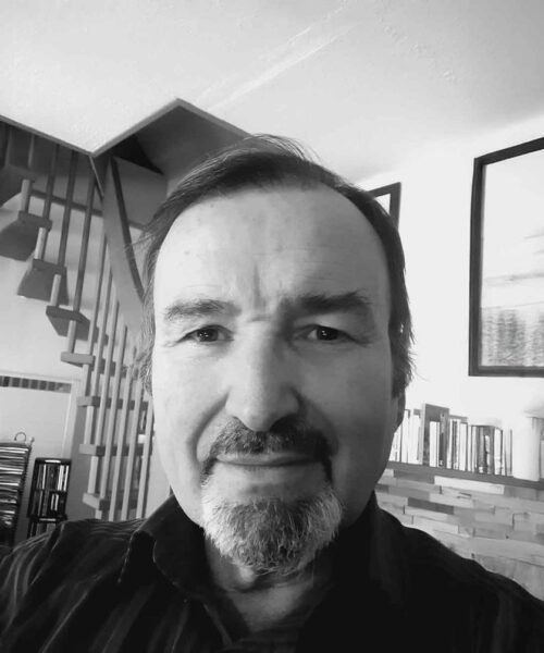 OLIVIER UBANELL FUSIONA EL REALISMO MÁGICO, EL EROTISMO Y LA CRÍTICA SOCIAL EN ‘PICANTE HISTORIA À LA FRANÇAISE’